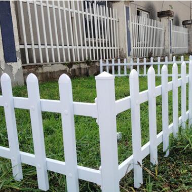 廠家直銷 小區草坪綠化帶 花園PVC護欄 產地貨源 加工定制PVC護欄