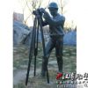 勞動工人主題測量者人物雕像戶外景觀公園林廣場玻璃鋼鑄銅雕塑