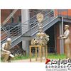 戶外景觀商業街步行街公園機械館雕塑玻璃鋼鑄銅機械工人雕塑定制