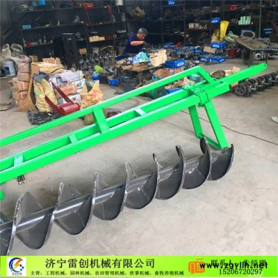 項城四輪拖拉機帶動雷創牌打坑機